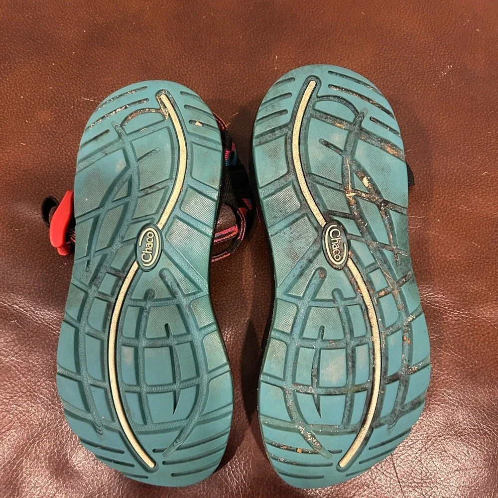 Chaco Kids‎ Sandals with Black and Multicolor Straps